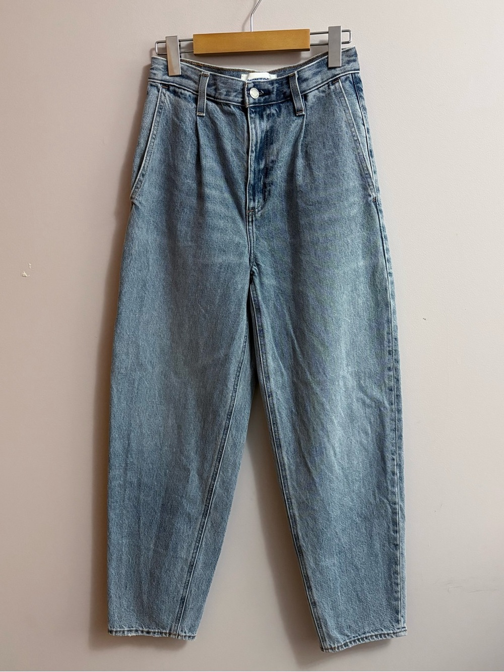 Aritzia Denim Forum Tapered Jeans